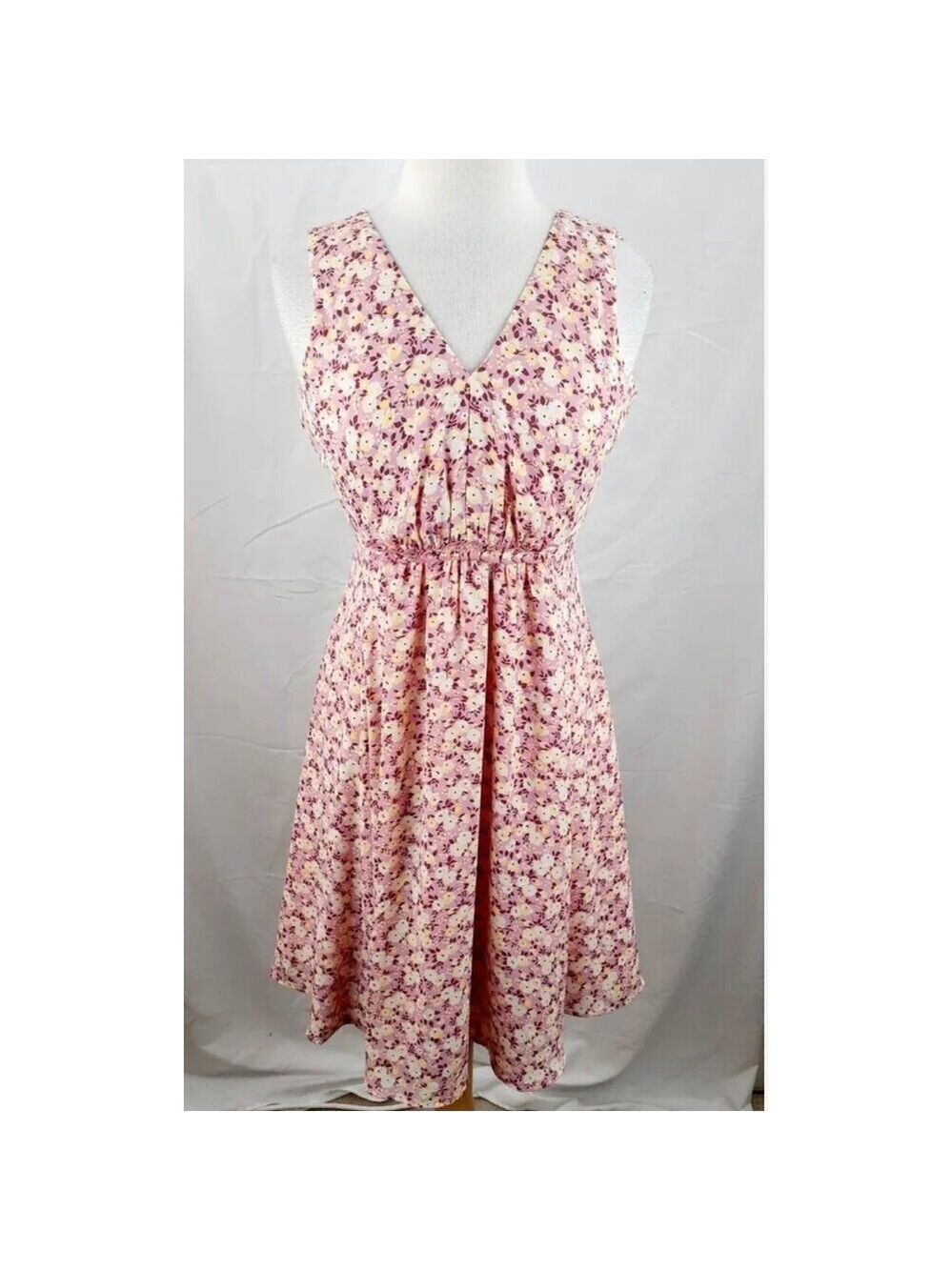 Ann Taylor Lined floral Size 8